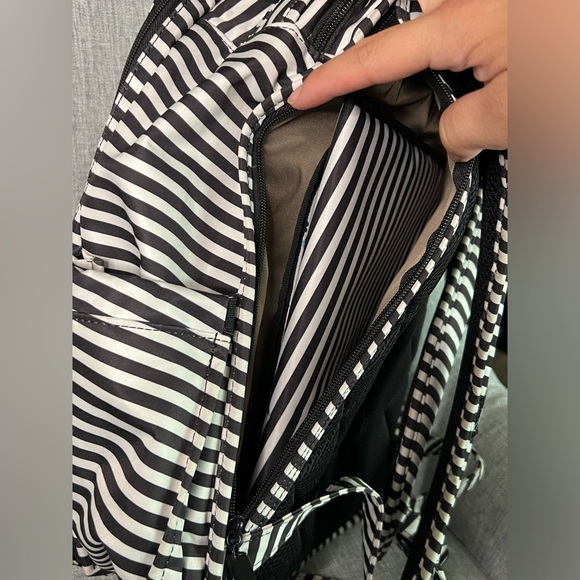 Ju-Ju-Be Be Right Back Black and White Striped Diaper Bag Backpack - Picture 8 of 16